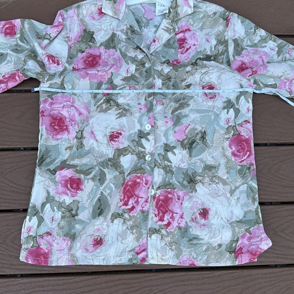 Koret Button Down Flowery Blouse - Picture 6 of 7